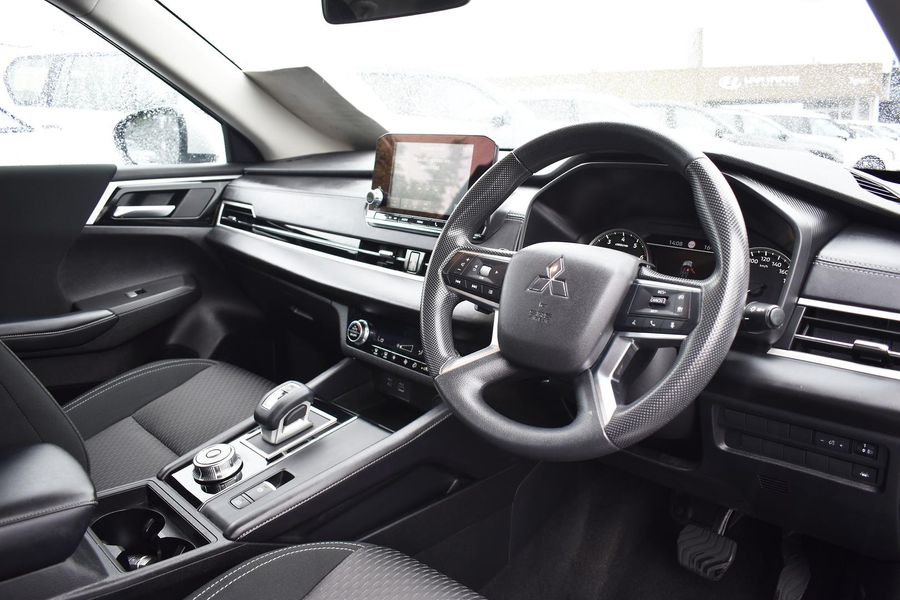 2023 Mitsubishi Outlander ES ZM Auto 2WD MY23 Photo 10